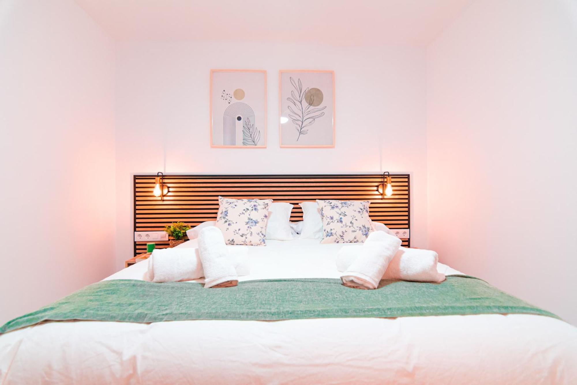 Edomus Catedral Boutique Apartment Seville Ngoại thất bức ảnh